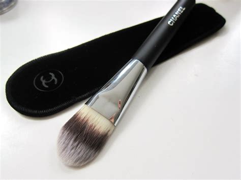 chanel foundation brush 8|chanel foundation brush review.